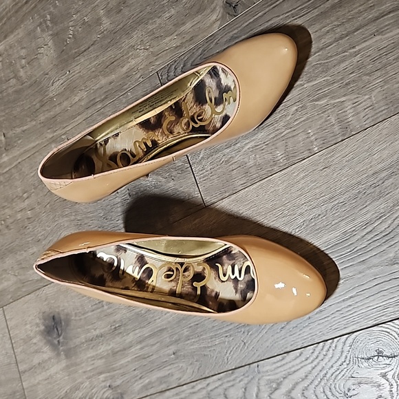 2/$20 - Sam Edelman Leather Pumps - Sz 8 - Picture 1 of 5